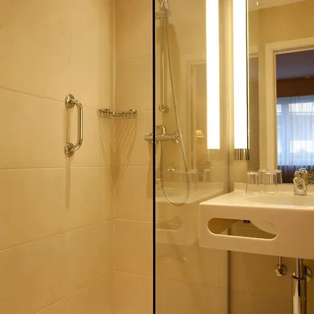 Imperial 3*